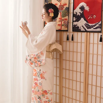 Жените японски традиционни кимоно реколта флорални щампи класически Yukata косплей облекло извършване рокля фотография износване