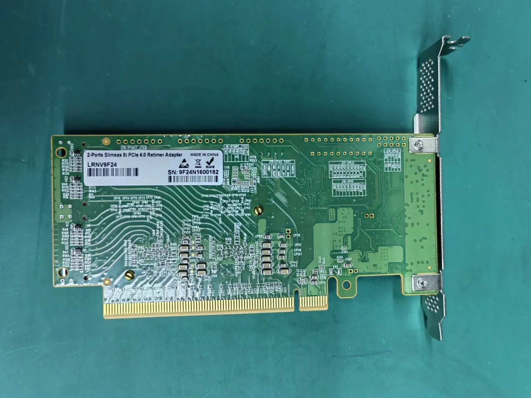 NEW PCIe4.0 U.2 NVMe разширителна карта SlimSAS(SFF-8654) GEN4 твърд диск